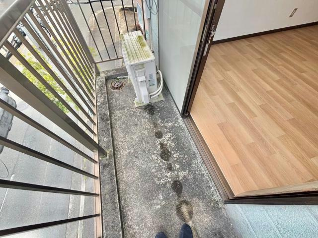 ハイツ北代のバルコニー