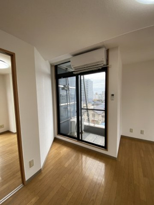 【居間・リビング】 | 桶川駅前プラザ | ゆったり過ごせるリビングです