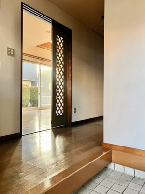 【ロビー】 | 緑丘戸建 | ゆとりのあるロビーです