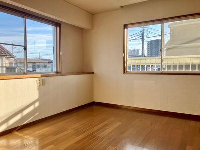 【寝室】 | 緑丘戸建 | 寝室にいかがでしょうか