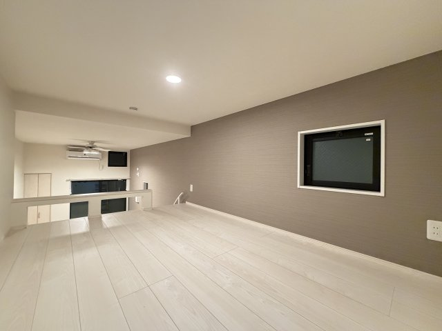 ハーモニーテラス墨江の洋室