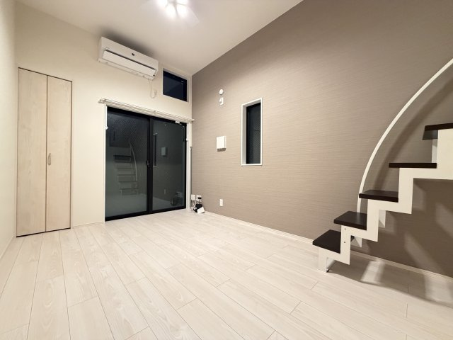 ハーモニーテラス墨江の居間・リビング