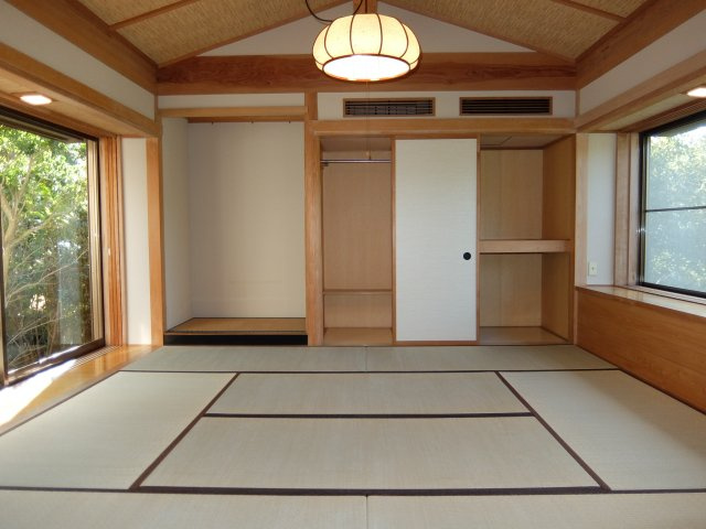 伊東市　伊豆急東大室台の和室