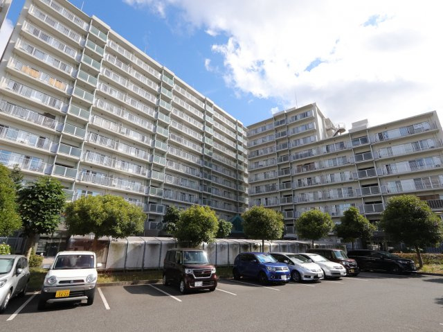 パークフィールドみさとテラ・ウェスト2街区２号館　の外観|外観です