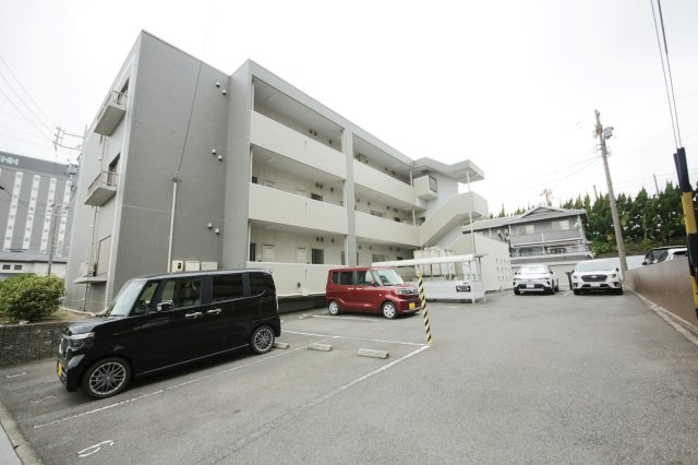 CASA ESTA VIVOの駐車場