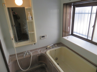 【浴室】