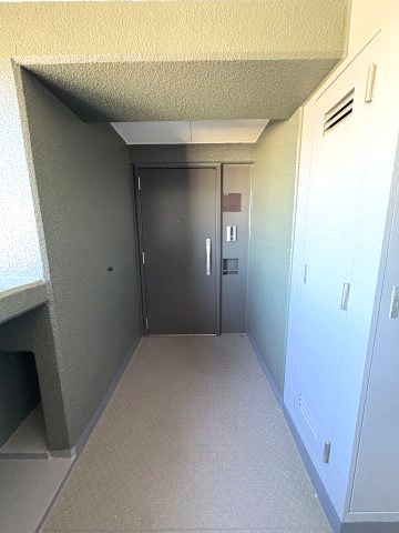 ハイラーク戸田公園の玄関