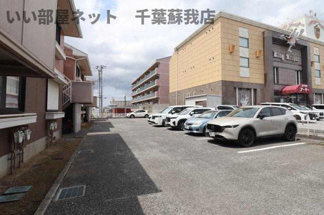 ファーストターフ鎌取　Ｂの駐車場|駐車場に車を止められます
