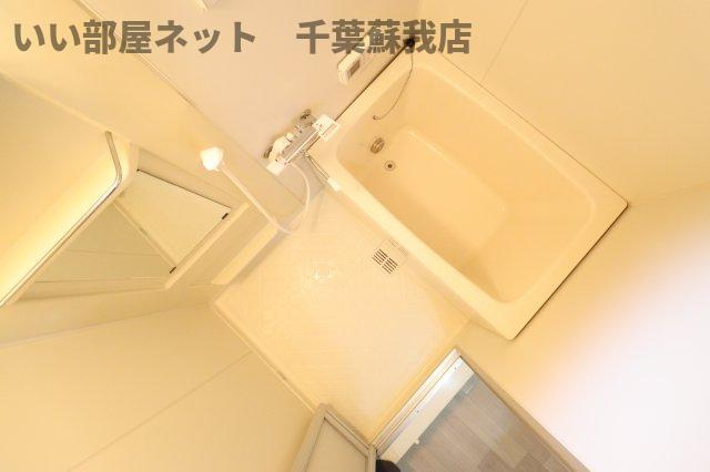ファーストターフ鎌取　Ｂの浴室|コンパクトで使いやすいお風呂です
