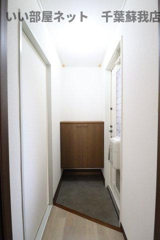 ファーストターフ鎌取　Ｂの玄関|シンプルで使いやすい玄関です