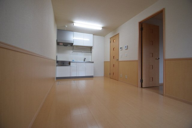 トップⅤ|広さのあるダイニング