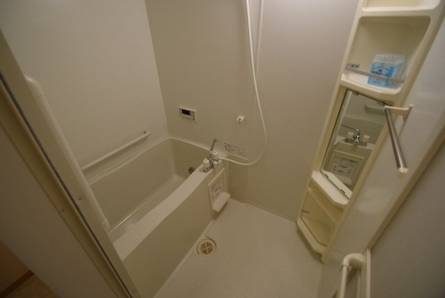 トップⅤの浴室|追い焚き機能付き！