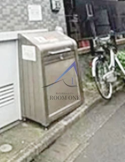 エステートヒルズ池袋本町のその他共用部分|敷地内ゴミ捨て場です。