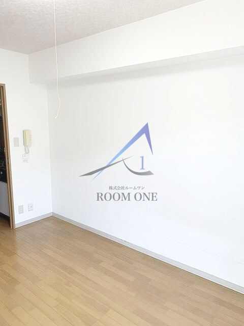 エステートヒルズ池袋本町の居間・リビング|洋室のお部屋です。