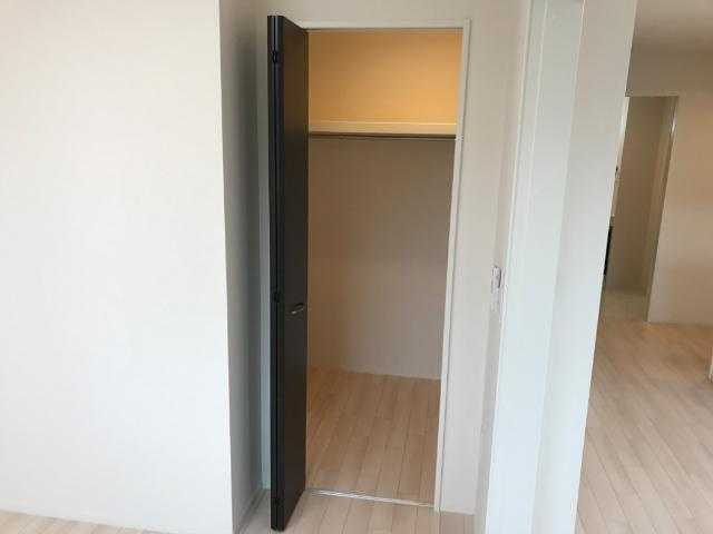 （仮称）市原市五井西新築アパートの収納|ウォークインクローゼット（イメージ）