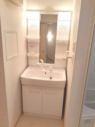 サンシャインⅡの洗面所|コンパクトで使いやすい洗面所