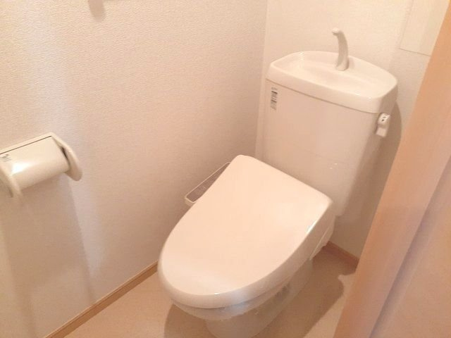 サンシャインⅡのトイレ|清潔感のあるトイレです