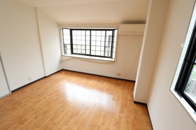 【洋室】 | プレアール千林