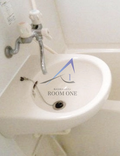 ARTESSIMO SHIMURASAKAUEの洗面所|洗面台です。