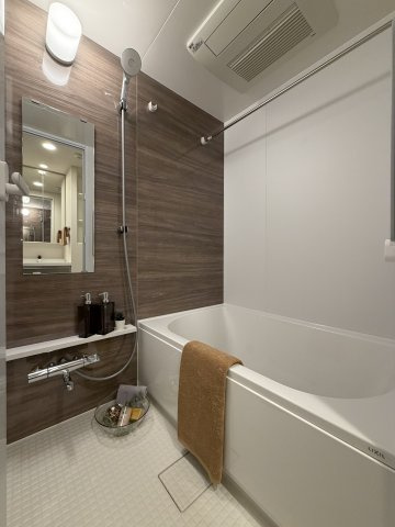 リーフシティ市川　ザ・レジデンスの浴室|モデルルームです。家具付ではございません。