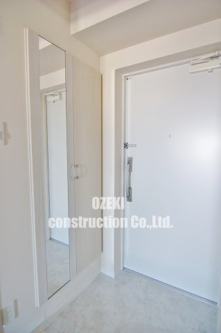 さがみLTレジデンスの玄関