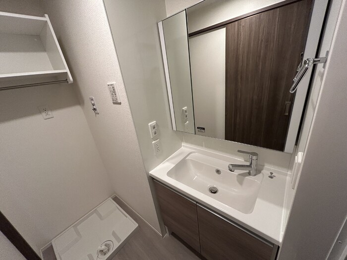 ディーラヴェニューの独立洗面台