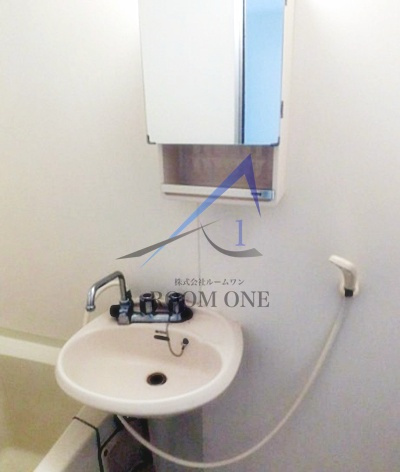 シントミプラザ西日暮里の洗面所|洗面台です。