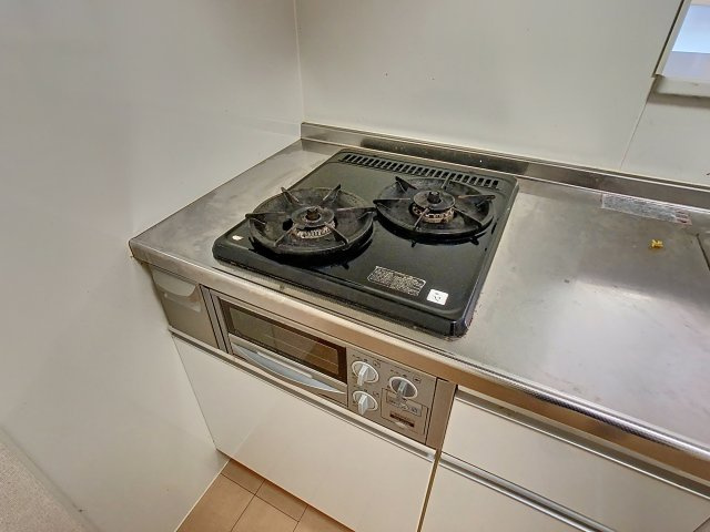 ハイヒルズ湯野原のキッチン