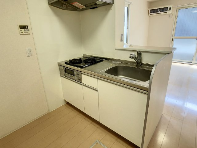 ハイヒルズ湯野原のキッチン