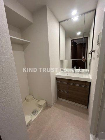 エスリードレジデンス梅田マークスの浴室|広い洗面スペース