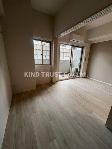 エスリードレジデンス梅田マークスの居間・リビング|ゆったり過ごせる居間です