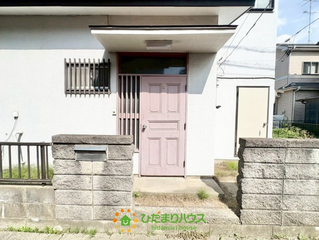 杉戸町本郷　中古一戸建ての玄関|2026年7月14日　撮影