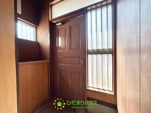杉戸町本郷　中古一戸建ての玄関|2026年7月14日　撮影