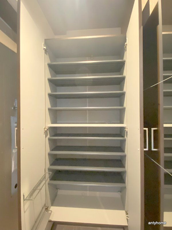 ブエナビスタ難波サウスタワー　仲介手数料無料の収納