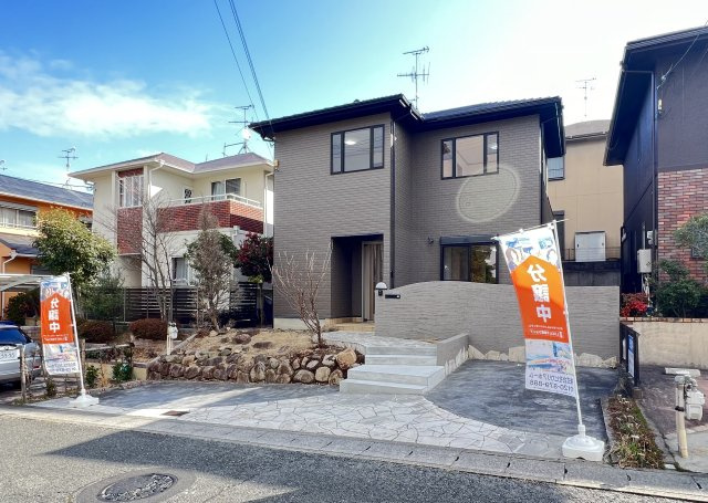 香芝市旭ヶ丘5丁目の外観|きれいな外観です