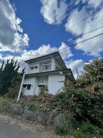 四国中央市妻鳥町　中古住宅の外観