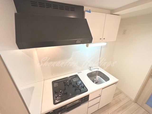 ワイズ メゾンのキッチン|ガス3口システムキッチン♪