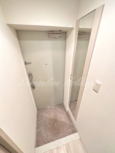 ワイズ メゾンの玄関|シューズボックスございます♪