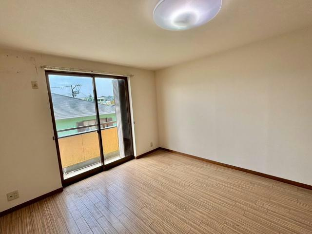 マウントビレッジ大池台の洋室