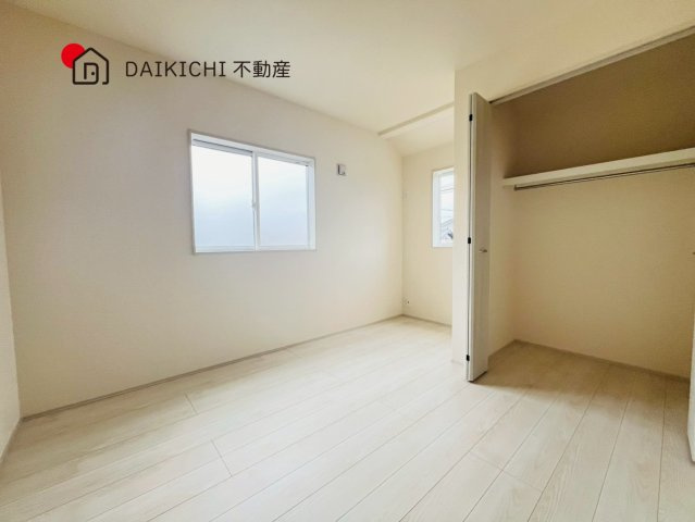 【洋室】 | 桶川市大字坂田　新築戸建　全2棟　1号棟