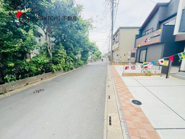 【前面道路含む現地写真】 | 桶川市大字坂田　新築戸建　全2棟　1号棟