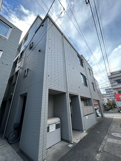 アヴェニール東中神のエントランス|エントランス