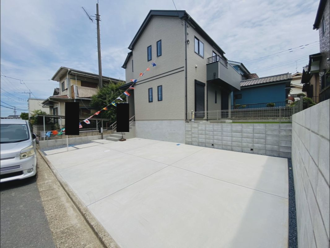 成田市土屋　新築戸建ての駐車場