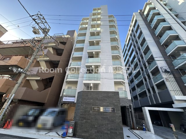 ホワイトメゾン新栄の外観