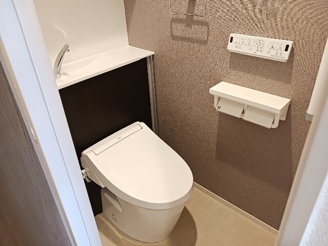 ホワイトメゾン新栄のトイレ