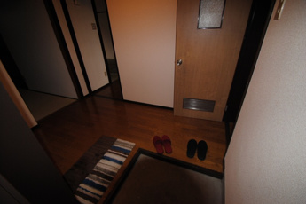 【玄関】 | ※別室の参考写真です。
