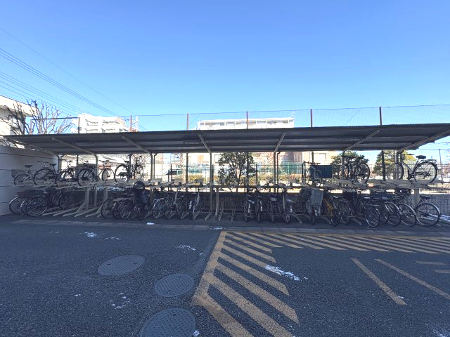 コスモ戸田公園アーバンステージの駐輪場