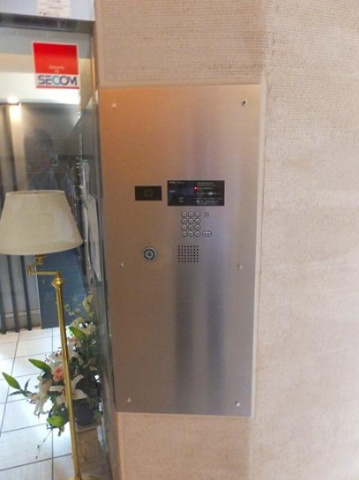 ラスカシエロ下北沢のエントランス