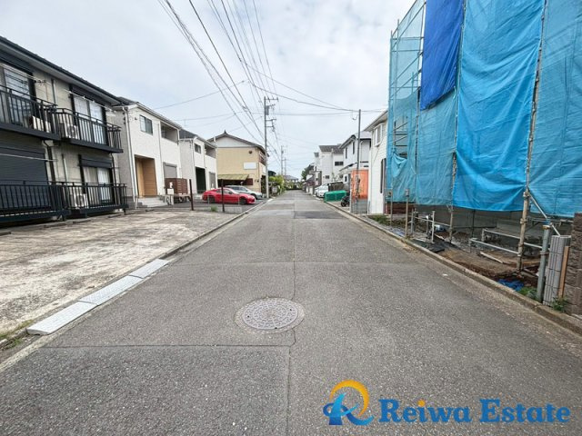 新築戸建　茅ヶ崎市堤の前面道路含む現地写真
