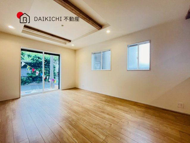 【居間・リビング】 | 桶川市大字坂田　新築戸建　全2棟　2号棟